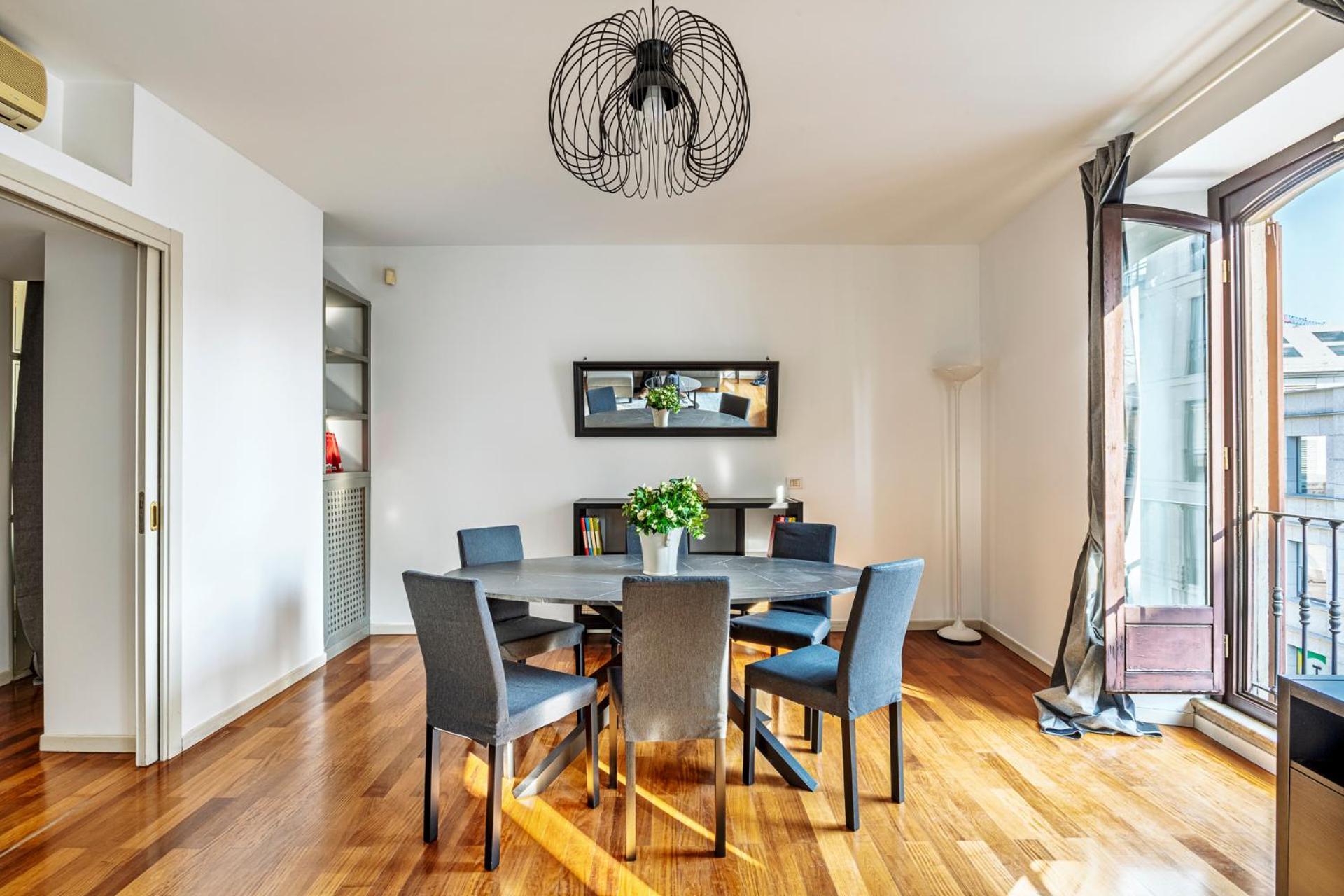 Elegant 2 Bedrooms Apartments Near Duomo Μιλάνο Εξωτερικό φωτογραφία