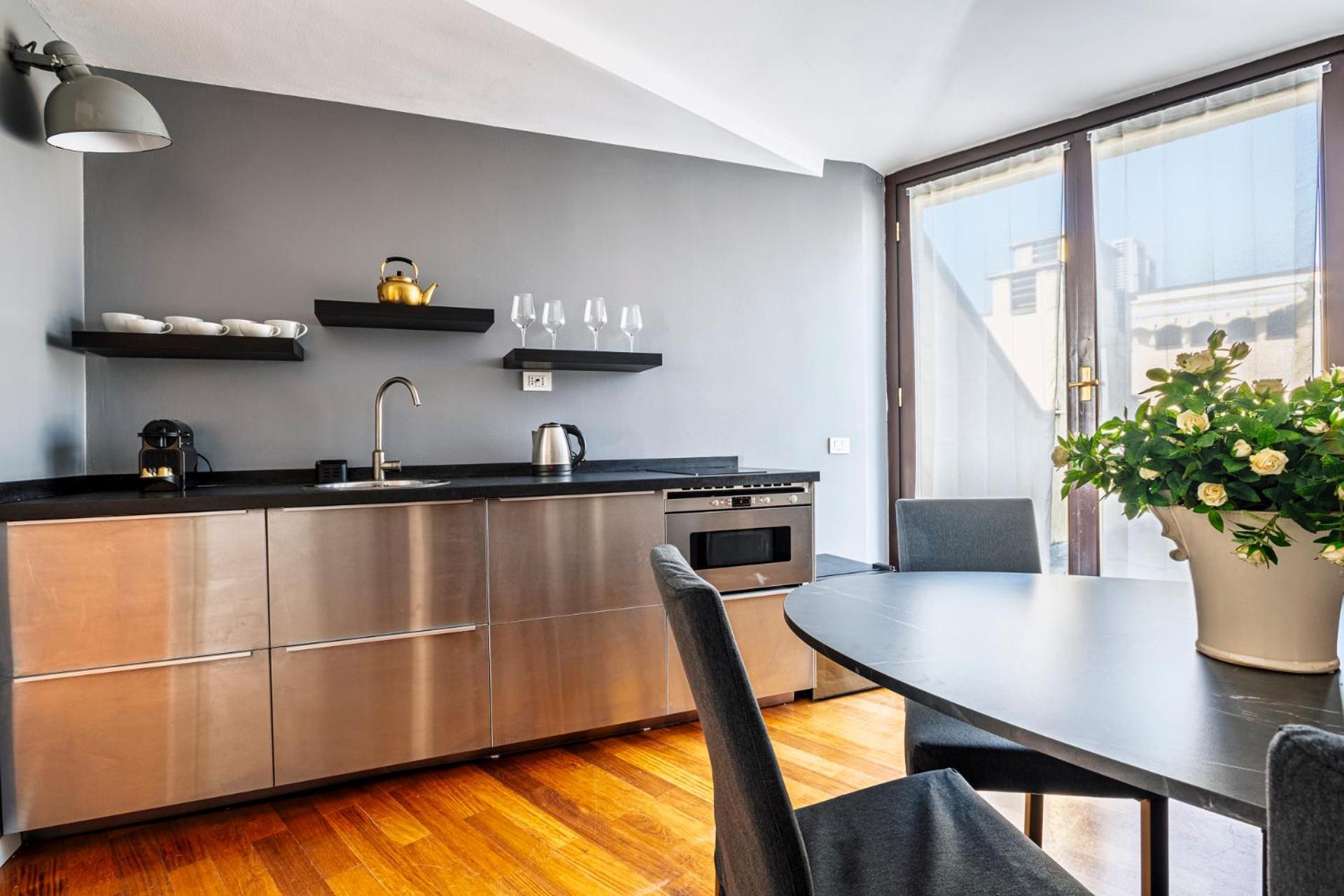 Elegant 2 Bedrooms Apartments Near Duomo Μιλάνο Εξωτερικό φωτογραφία