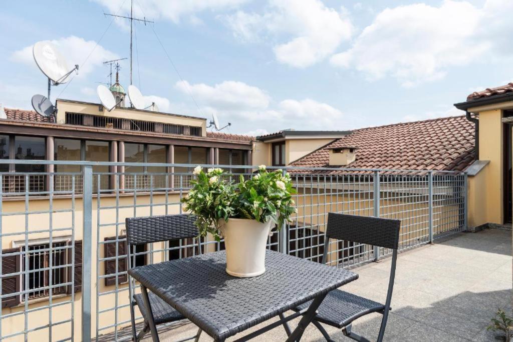 Elegant 2 Bedrooms Apartments Near Duomo Μιλάνο Εξωτερικό φωτογραφία
